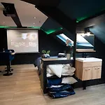 Capsule Color Deluxe Balneo I Ecran Cinema I Console De Jeux Trith-Saint-Leger