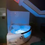 Capsule Color Deluxe Balneo I Ecran Cinema I Console De Jeux