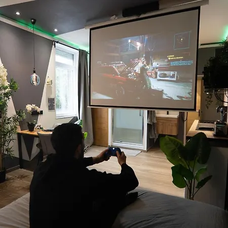 Apartmán Capsule Color Deluxe Balneo I Ecran Cinema I Console De Jeux Trith-Saint-Leger