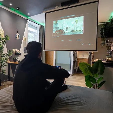 Capsule Color Deluxe Balneo I Ecran Cinema I Console De Jeux