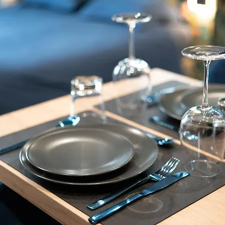 Capsule Color Deluxe Balneo I Ecran Cinema I Console De Jeux Appartement *