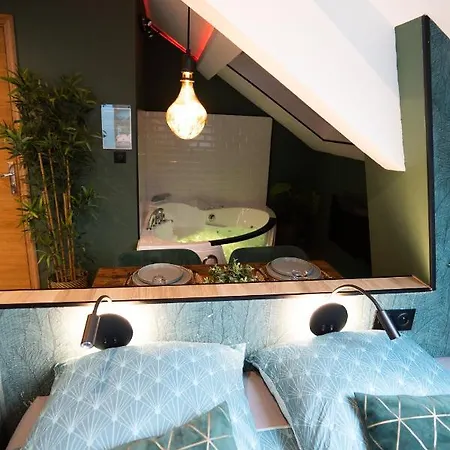 Capsule Color Deluxe Balneo I Ecran Cinema I Console De Jeux *