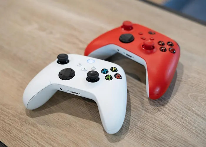 Capsule Color Deluxe Balnéo I écran Cinéma I Console De Jeux Appartement